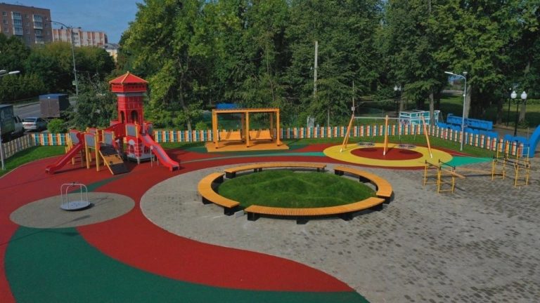 Дворовая игровая площадка в городе Екатеринбург